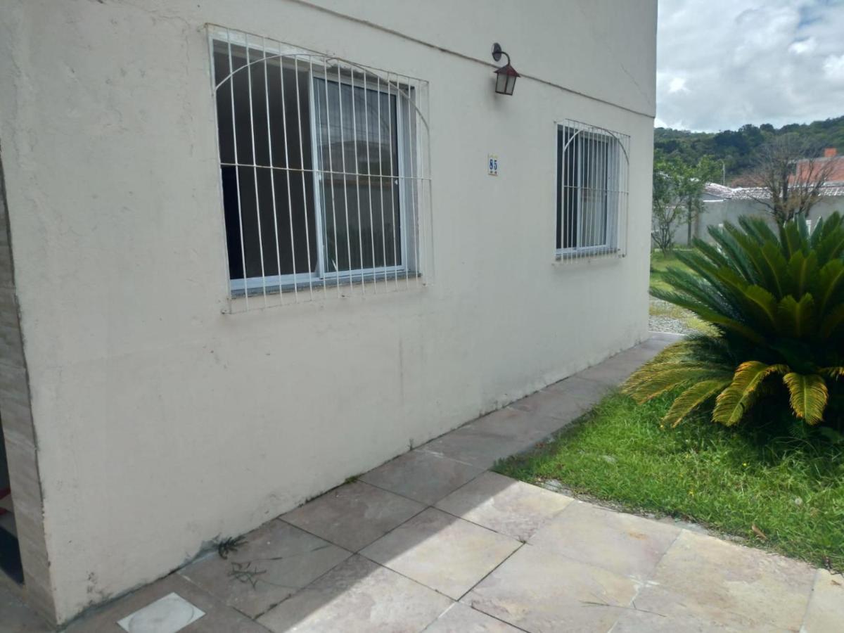 Casa Agradavel Em Camboriu Com Estacionamento No Patio Villa Buitenkant foto
