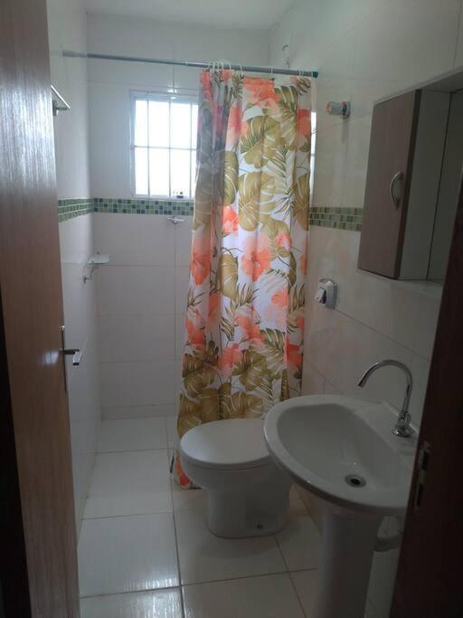 Casa Agradavel Em Camboriu Com Estacionamento No Patio Villa Buitenkant foto