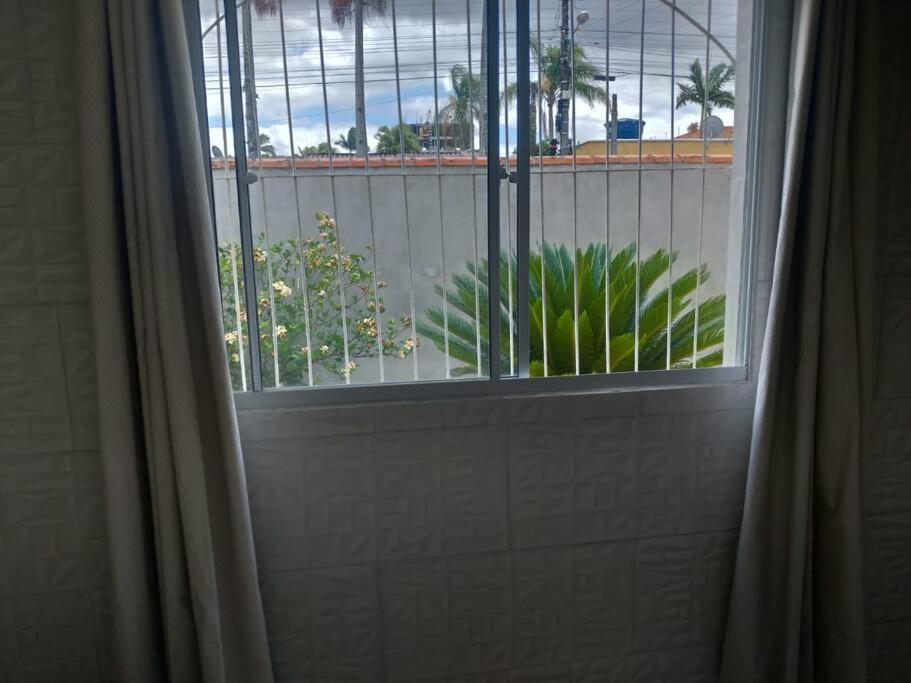 Casa Agradavel Em Camboriu Com Estacionamento No Patio Villa Buitenkant foto
