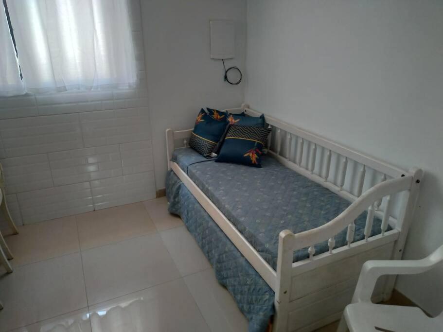 Casa Agradavel Em Camboriu Com Estacionamento No Patio Villa Buitenkant foto
